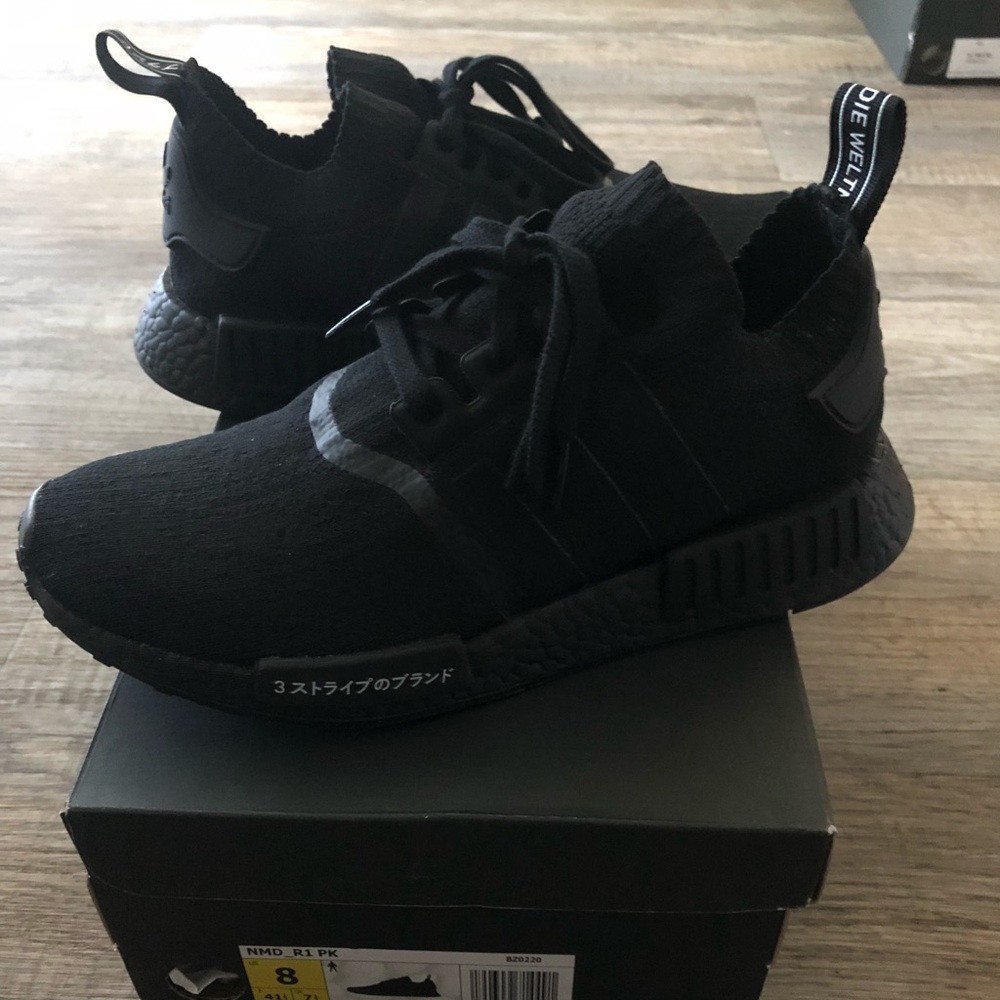 Adidas nmd triple black men’s size 8